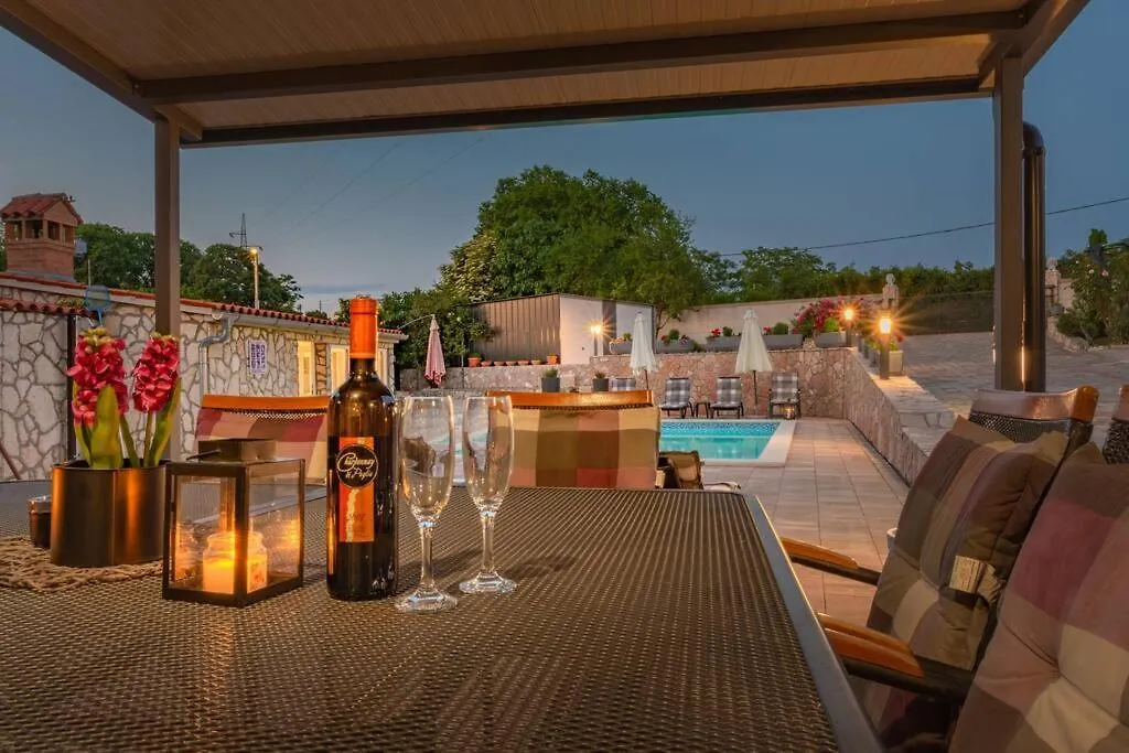 Vila House Edo Labin