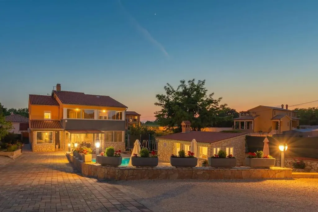Vila House Edo Labin  0*, Labin (Istria)