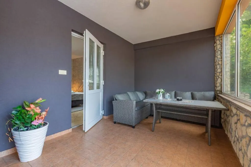 Vila House Edo Labin